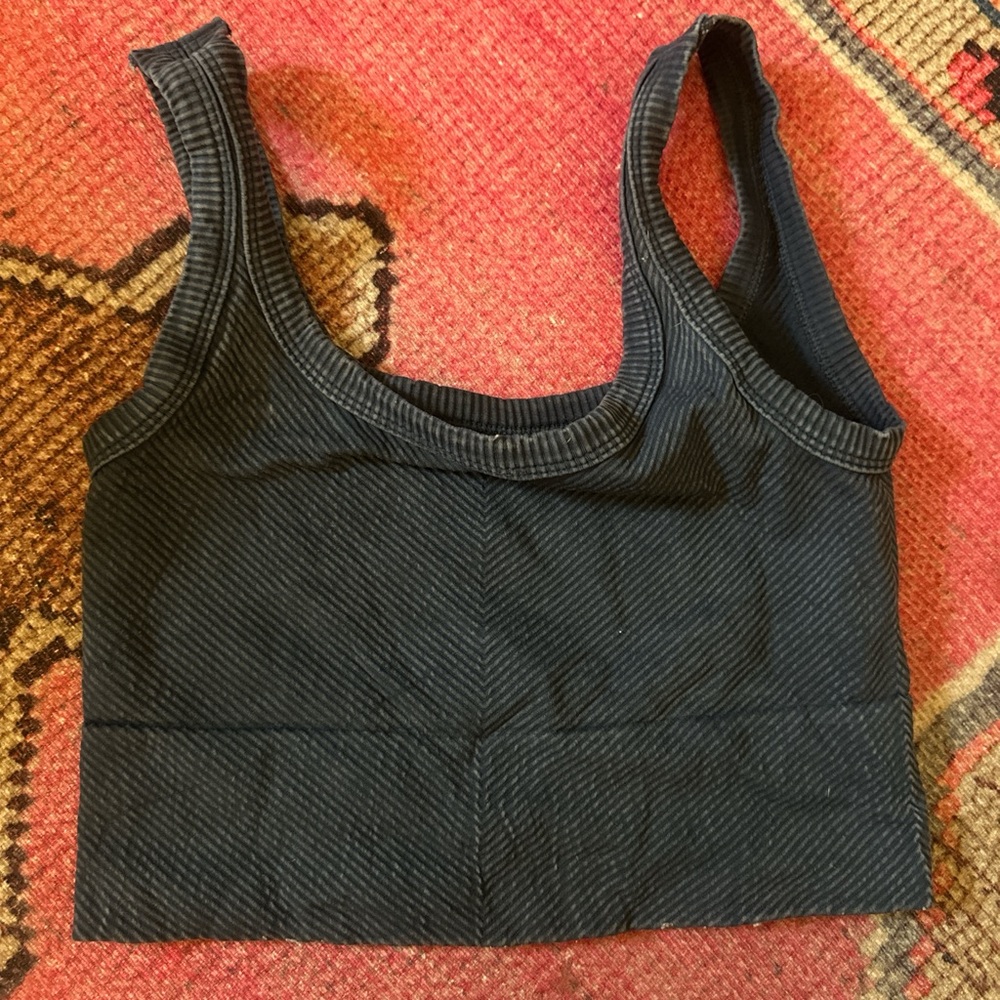 Navy Ribbed Crop Tank Top - Picture 2 of 3